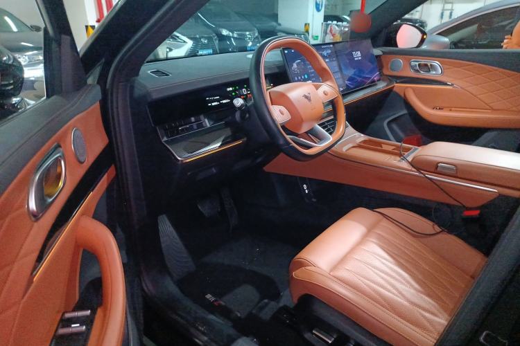Used NETA L 2024 Extended-Range 310 Flash-Charge Red Edition