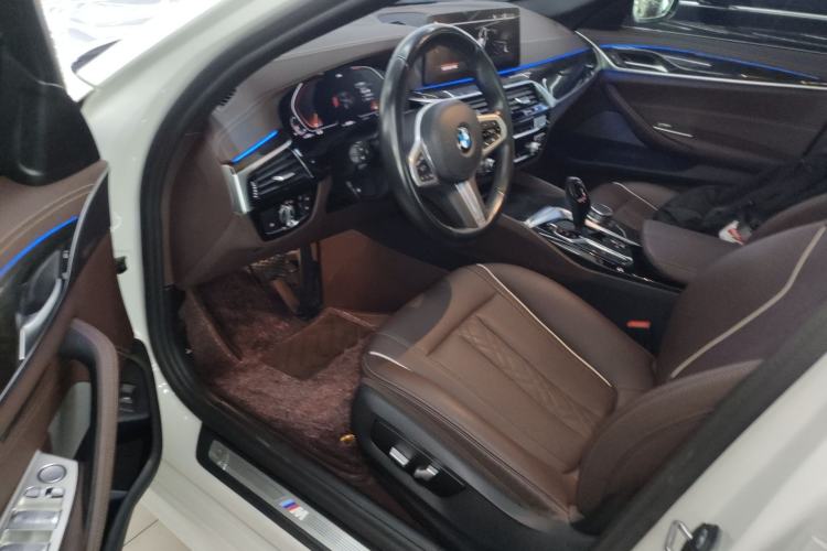 Used BMW 5 Series 2022 525Li M Sport Package Driver Seat