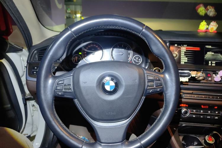 Used BMW 5 Series 2014 525Li Luxury Design Package