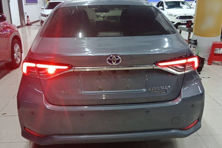 Used Toyota Corolla 2022 Dual-Motor 1.8L E-CVT Pioneer Edition
