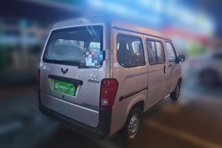Used Wuling Zhiguang 2023 1.5L Practical Version 5/7 Seats Rear Right 45 Deg