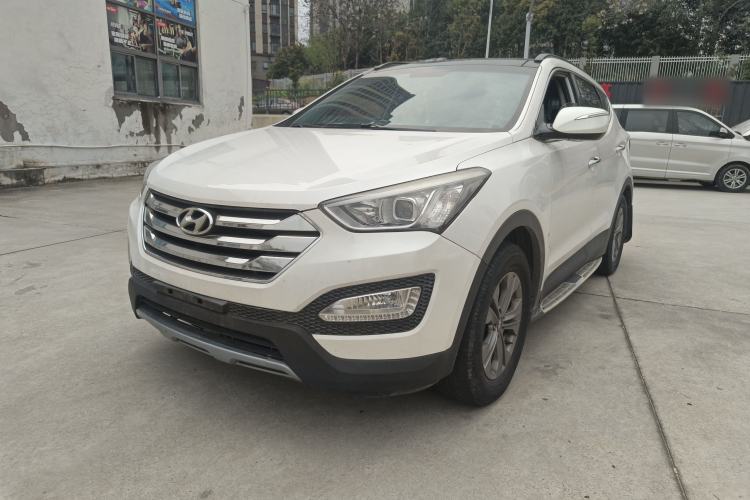 Used Hyundai Santa Fe 2013 2.4L Automatic Two-Wheel Drive Smart Version
