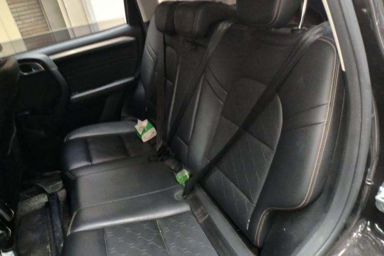 Used Haval DARGO 2021 1.5T DCT Two-Wheel Drive "Mǎquǎn" Edition Left Rear Seat