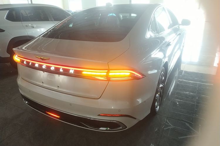 Used Lincoln Z 2022 iEnjoy Luxury Edition Rear Right 45 Deg