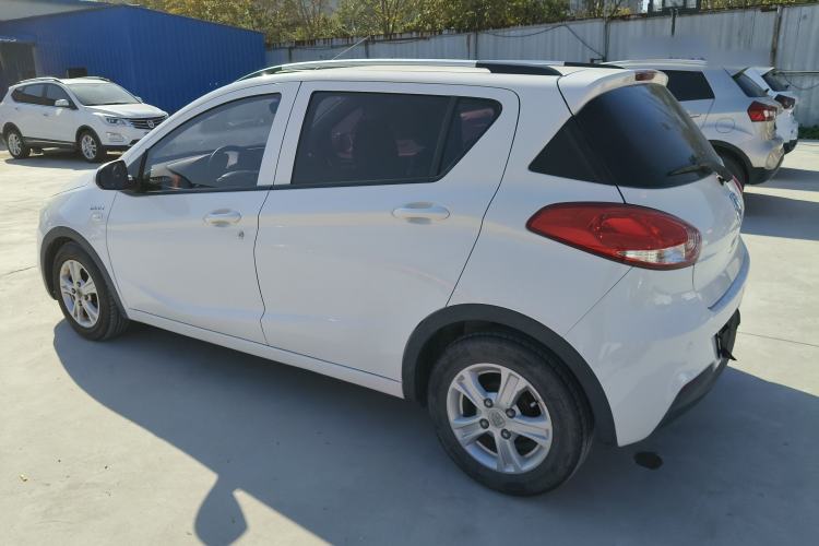 Used Baojun 310 2017 1.5L Manual Fashion Model

