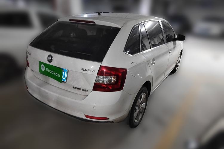 Used Skoda Rapid Spaceback 2018 1.6L Automatic Comfort Edition

