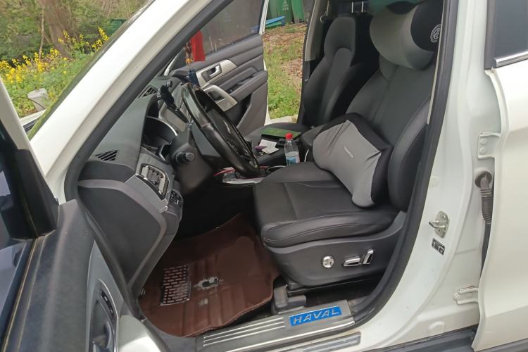 Used Haval H2 2017 Blue Label 1.5T Manual Two-Wheel Drive Luxury Model