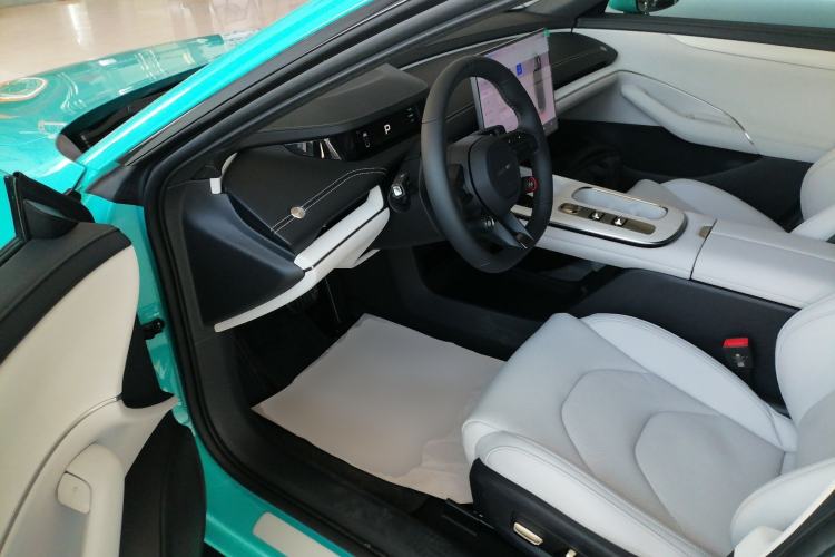 Used Xiaomi Auto SU7 2024 Rear-Drive Long-Range Intelligent Driving Version Driver Seat