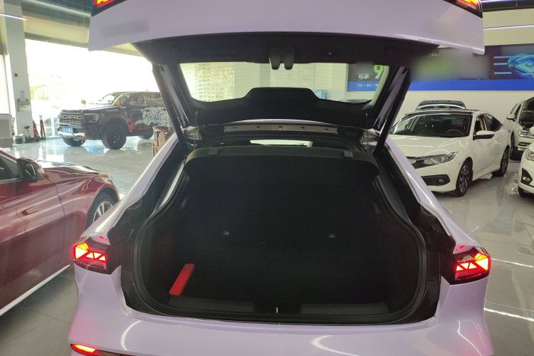 Used Changan UNI-V 2024 1.5T Prestige Edition
