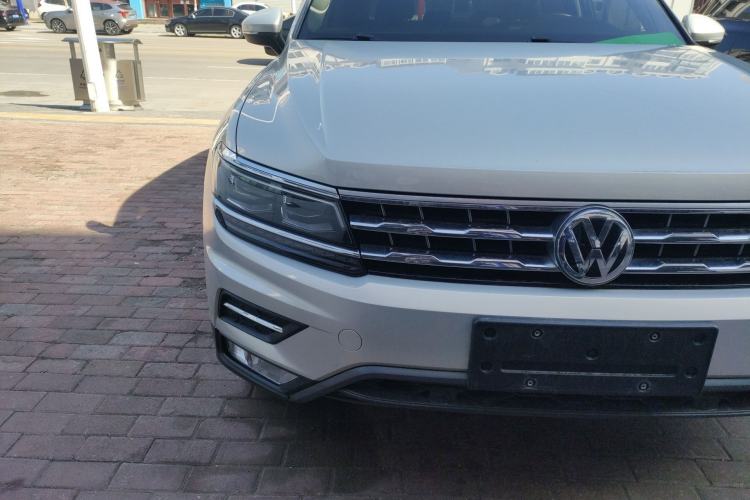 Used Volkswagen Tiguan L 2017 380TSI Automatic All-Wheel-Drive Flagship Edition