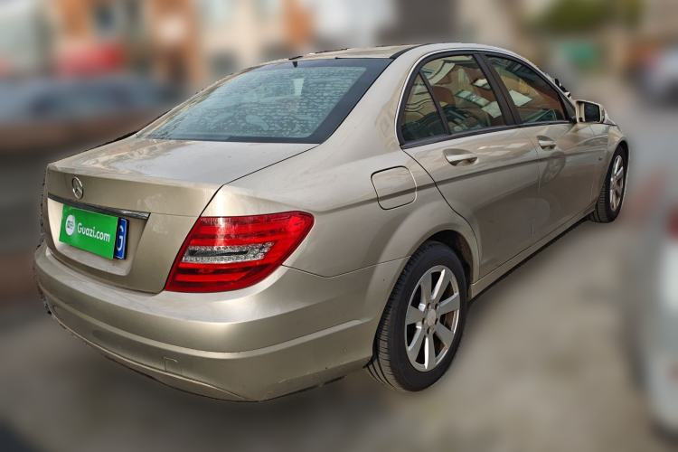 Used Mercedes-Benz C-Class 2011 C 180K Classic model

