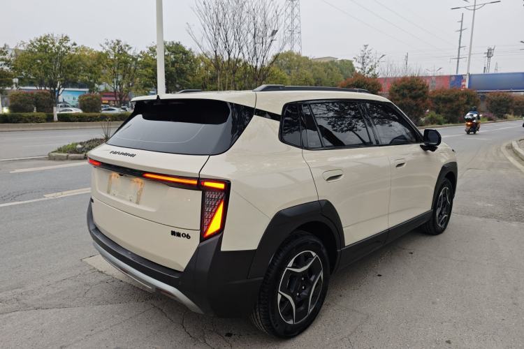 Used Dongfeng NAMMI 06 2025 401 Pro
