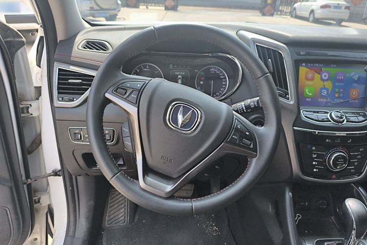 Used CHANGAN CS75 2017 Shangkui Edition 1.5T Automatic Fengxiang Model
