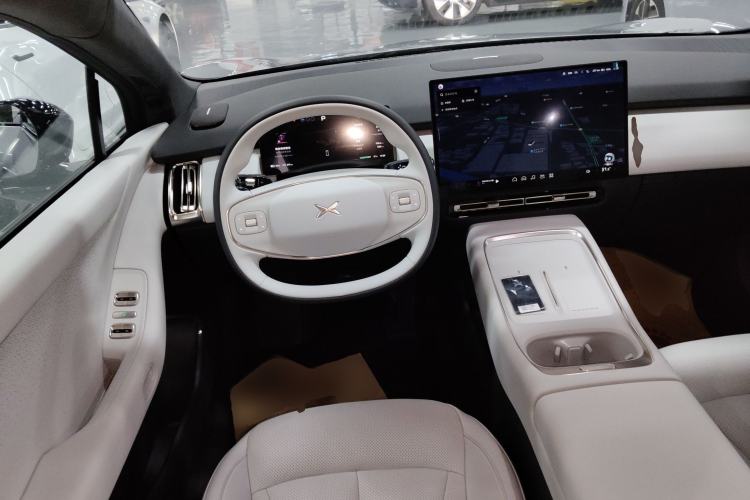 Used XPeng P7+ 2024 Long-Range Max Steering Wheel