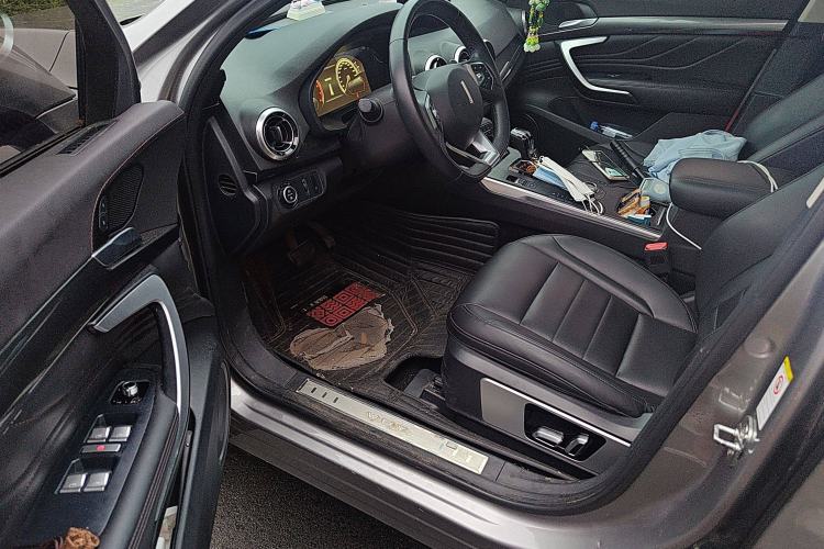 Used Wey VV7 2017 VV7c 2.0T Supreme Model
