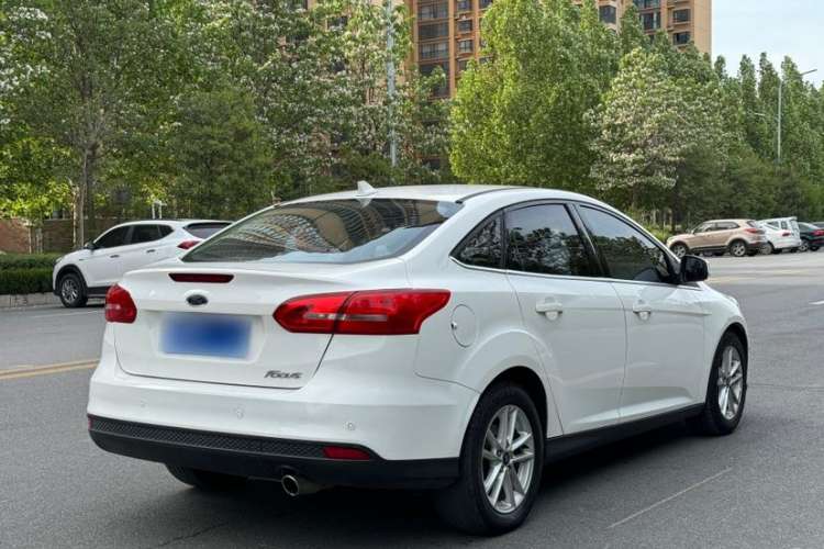 Used Ford Focus 2015 Sedan EcoBoost 180 Automatic Elite Model