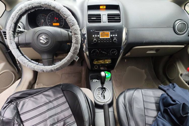 Used Suzuki SX4 2011 Hatchback 1.6L Automatic Dynamic Model