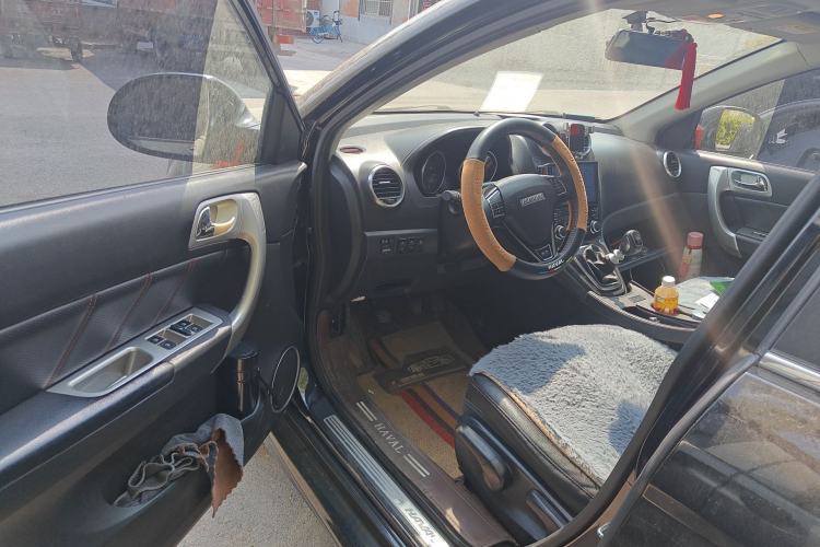 Used Haval H6 2016 Upgraded Model 1.5T Manual Two-Wheel Drive Elite Version