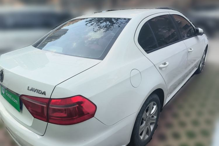 Used Volkswagen Lavida 2013 Revised Classic 1.6L Automatic Fashion Edition
