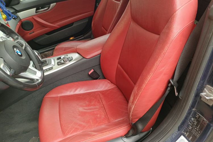 Used BMW Z4 2013 sDrive20i Leading Model
