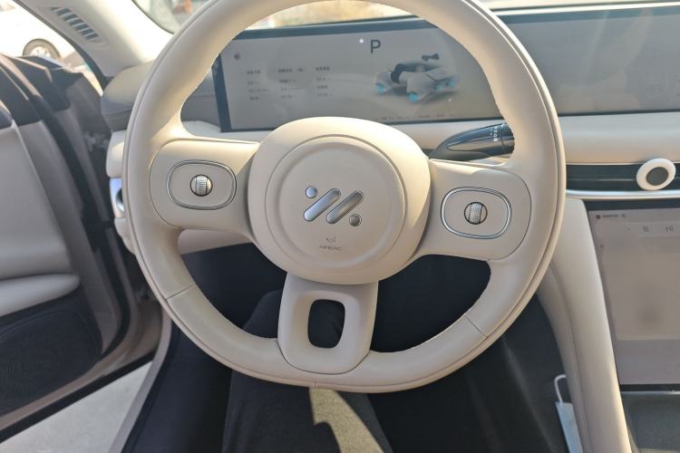 Used IM L6 2024 Max Standard Edition Steering Wheel