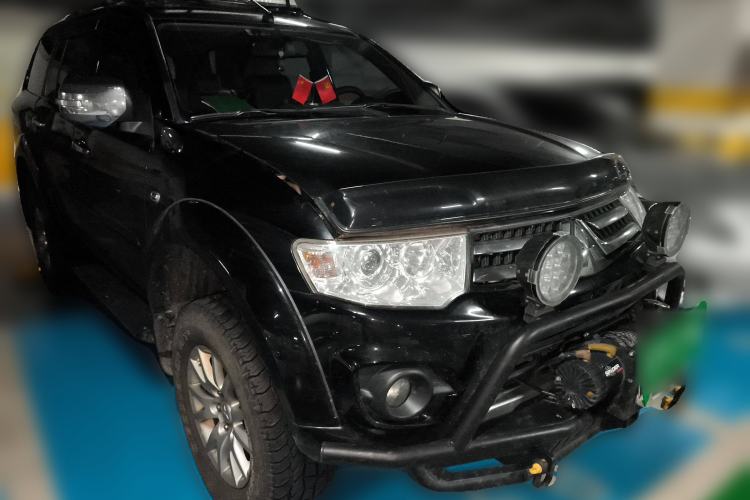Used Mitsubishi Pajero Sport 2013 3.0L Automatic 4x4 Executive Edition