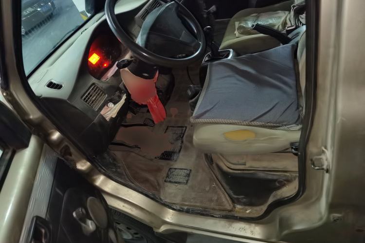 Used Wuling Rongguang 2011 1.2L Base Version