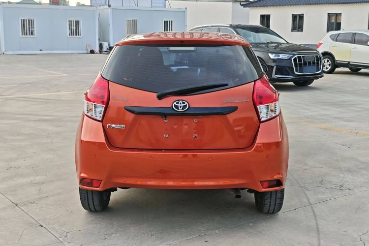 Used Toyota YARiS L Zhi Xuan 2015 1.5G Automatic Orange Limited Edition
