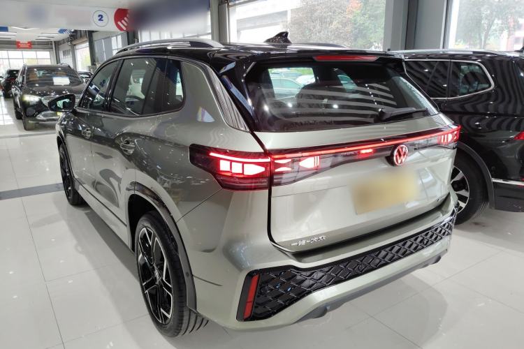 Used Volkswagen Tayron 2025 Tiguan L 380TSI 4Motion Luxury Easy Package Exterior 2
