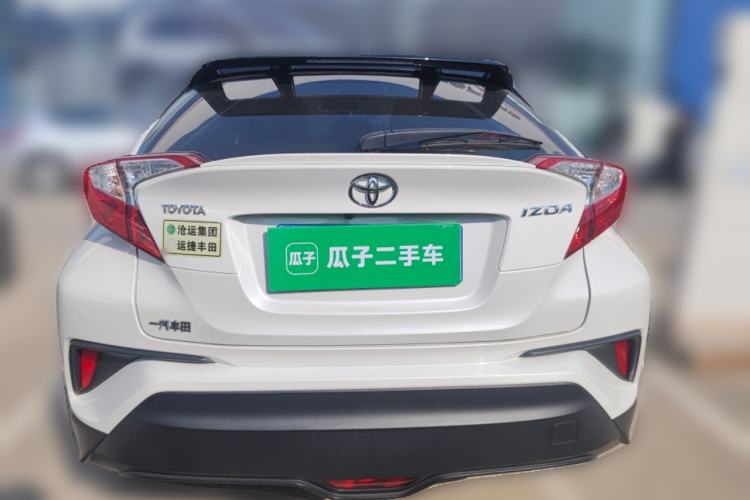Used Toyota IZOA 2018 2.0L Yichi Version China VI Standard
