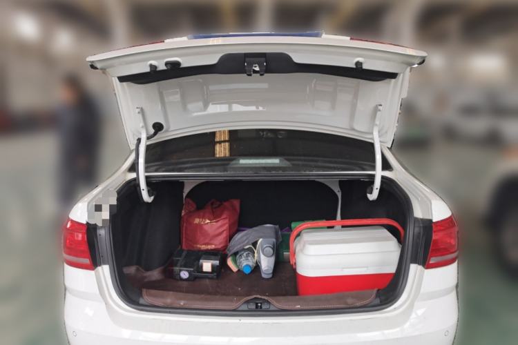 Used Volkswagen Lavida 2017 1.6L Manual Fashion Edition
