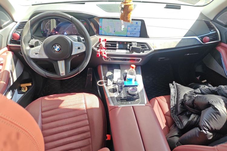 Used BMW X5 2022 Restyled xDrive 30Li Luxury Version M Sport Package Interior 2