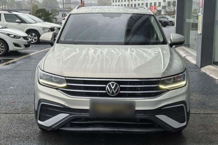 Used Volkswagen Tiguan L 2022 330TSI Automatic Two-Wheel Drive Smart Edition