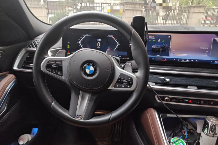 Used BMW X6 2023 xDrive30i M Sport Package Steering Wheel