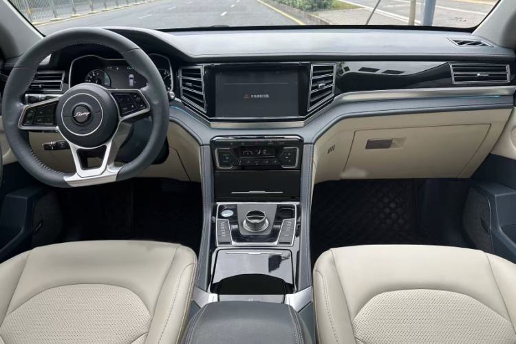 Used Zotye Domy X7 2018 2.0T Automatic Prestige Edition Interior 9