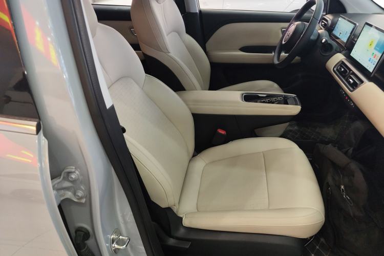 Used Wuling Bingo PLUS 2024 330 km Range Five-Seater Version