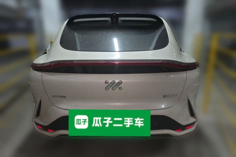 Used IM LS7 2023 90 kWh Elite Rear-Drive Version