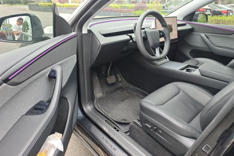 Used Tesla Model Y 2025 Rear-Wheel Drive First Edition