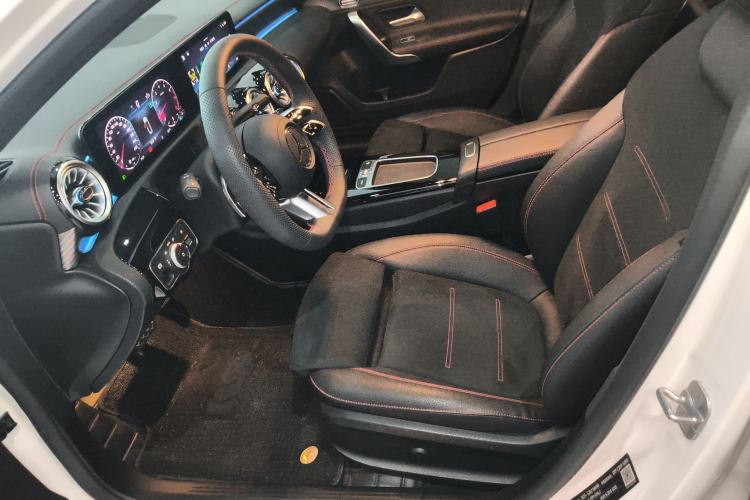 Used Mercedes-Benz A-Class 2025 A 200 L Fashion Model
