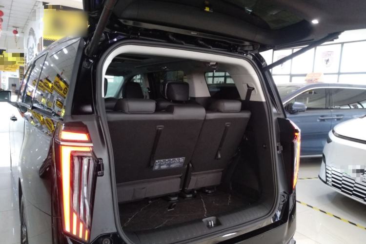 Used GAC Trumpchi M8 2024 Master Series 400T Prestige Edition Trunk