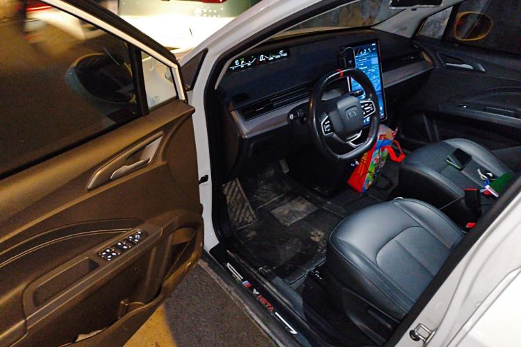 Used NETA V 2021 Long-Range Entertainment Edition Upgrade Model