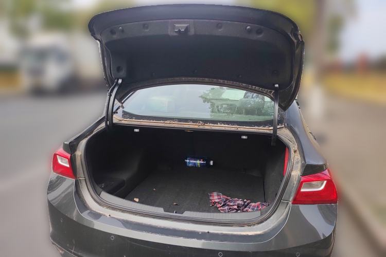 Used Chevrolet Malibu XL 2016 1.5T Dual-Clutch Enjoyment Edition Trunk