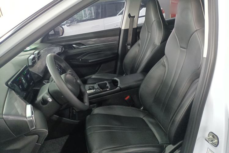 Used Dongfeng Aeolus SKY EV01 2023 445km PRO Left Front Seat