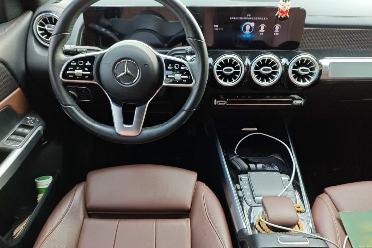 Used Mercedes-Benz GLB 2021 GLB 200 Fashion Model Steering Wheel