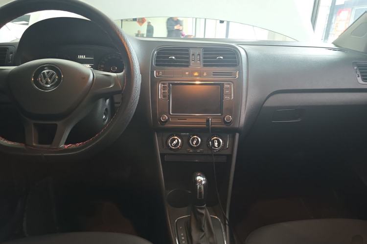 Used Volkswagen Polo 2018 1.5L Automatic Advanced Driving Model Center Console