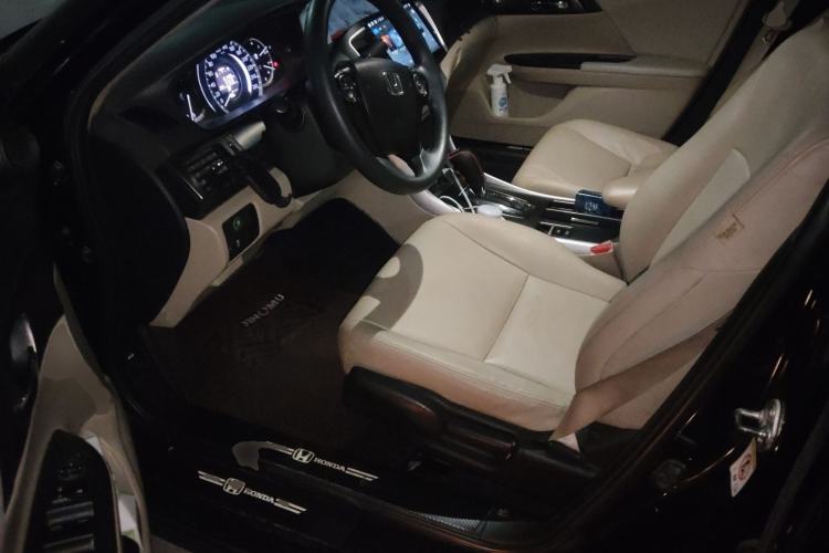 Used Honda Accord 2015 2.0L LX Comfort Edition