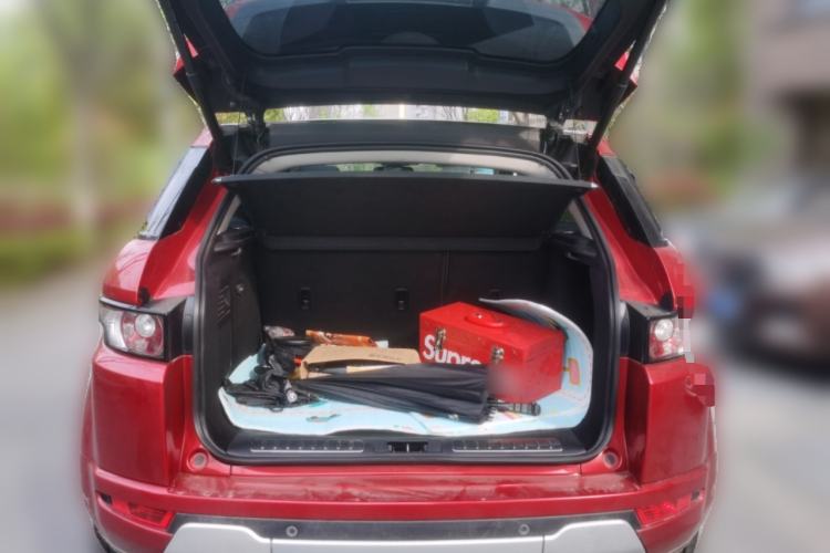 Used Land Rover Range Evoque 2014 2.0T 5-Door Ignite Edition Trunk