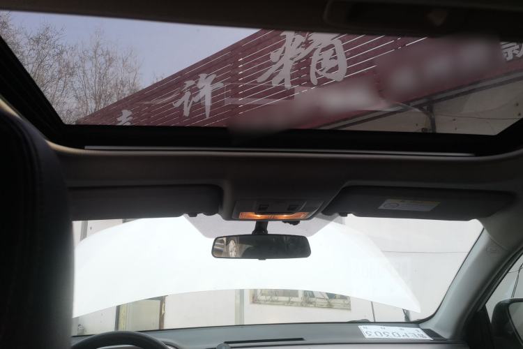 Used Toyota RAV4 2016 2.0L CVT Two-Wheel Drive Fashion Edition China V Standard Headliner