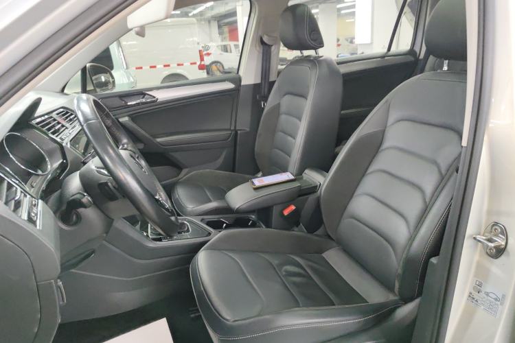 Used Volkswagen Tiguan L 2021 330TSI Automatic Two-Wheel Drive Smart Edition