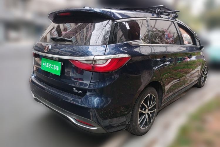 Used BYD Song MAX 2017 1.5T Manual Smart Connect Luxury 7-Seater
